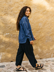 Women Organic Cotton Shirt in Denim - Gwavas