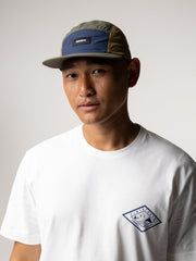 Men/Women Apex 5-Panel Cap in Olive/Blue