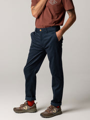 Men Rincon Slim Fit Chino in Navy