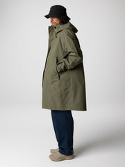 Men Recycled Longline Waterproof in Olive