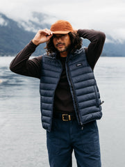 Men Recycled Gilet in Navy - Nimbus