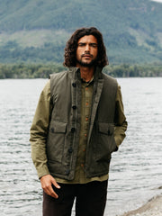 Men Recycled Insulated Gilet in Green - Shipyard