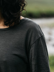 Women Merino T-Shirt Baselayer in Raven Black - Seeker