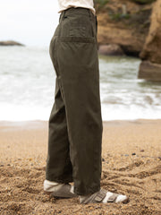 Women Organic Cotton Barrel Trouser in Olive - Croft