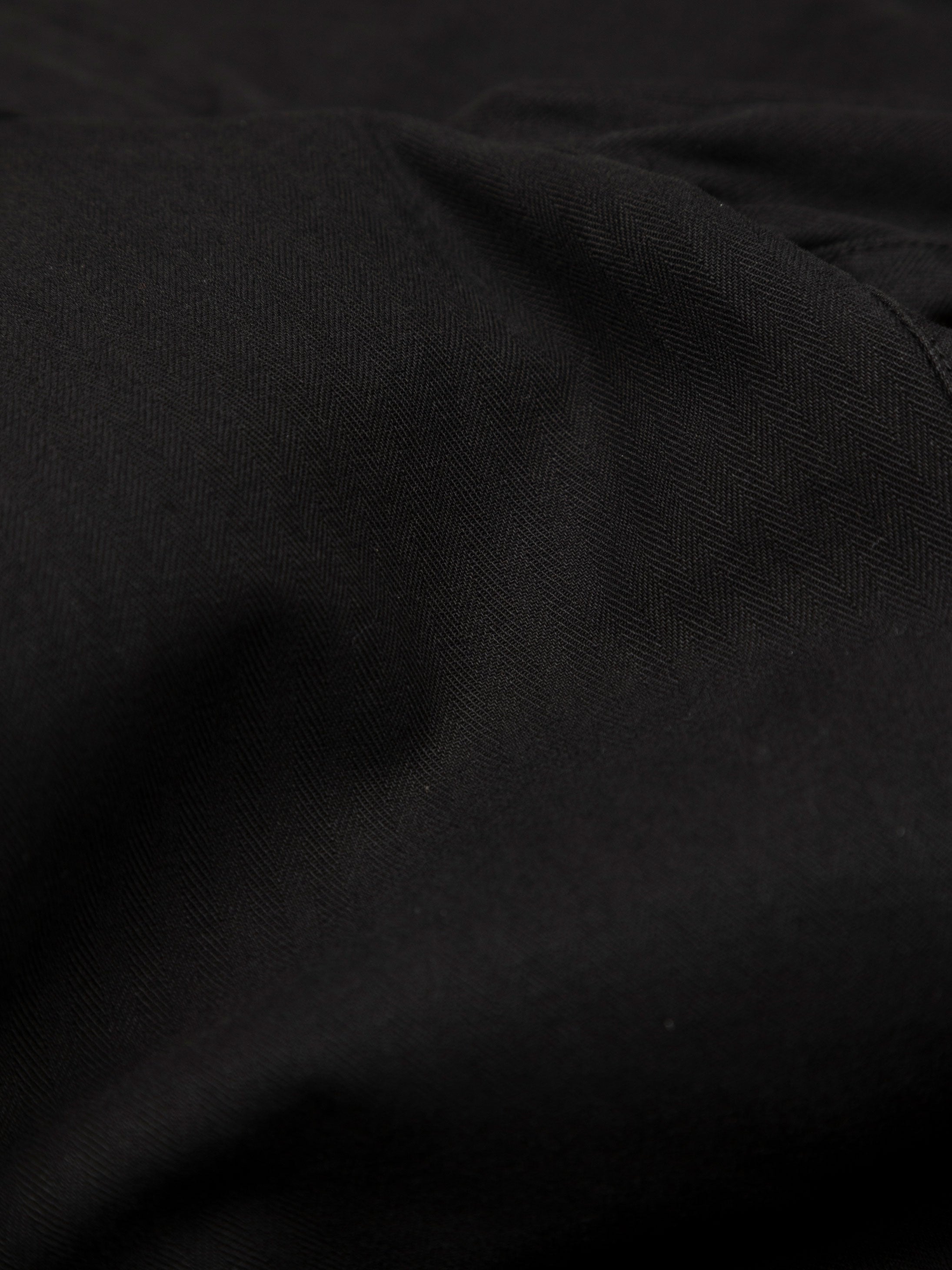 Women Organic Cotton Barrel Trouser in Black - Croft