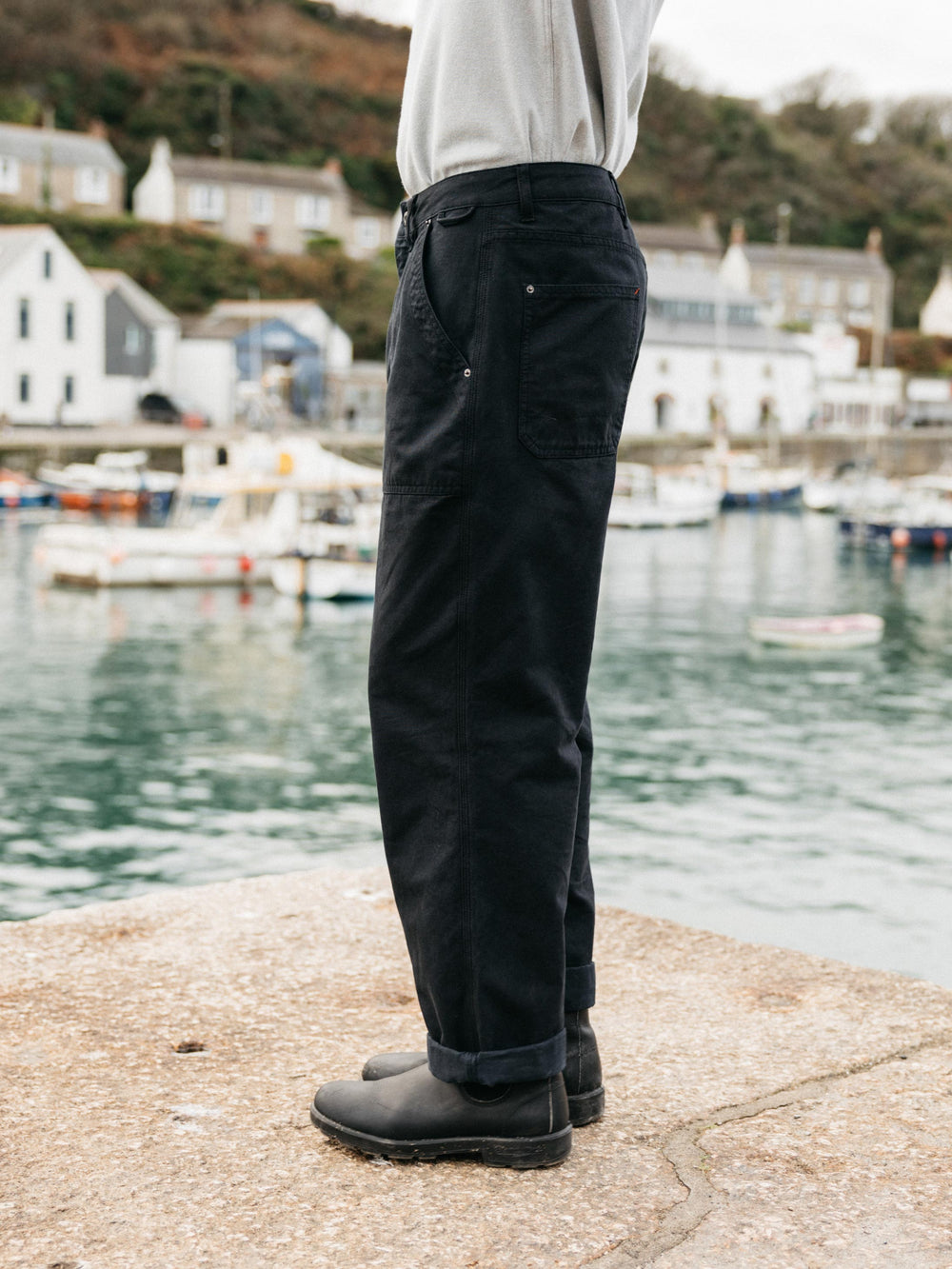 Men Basset Trouser in Black