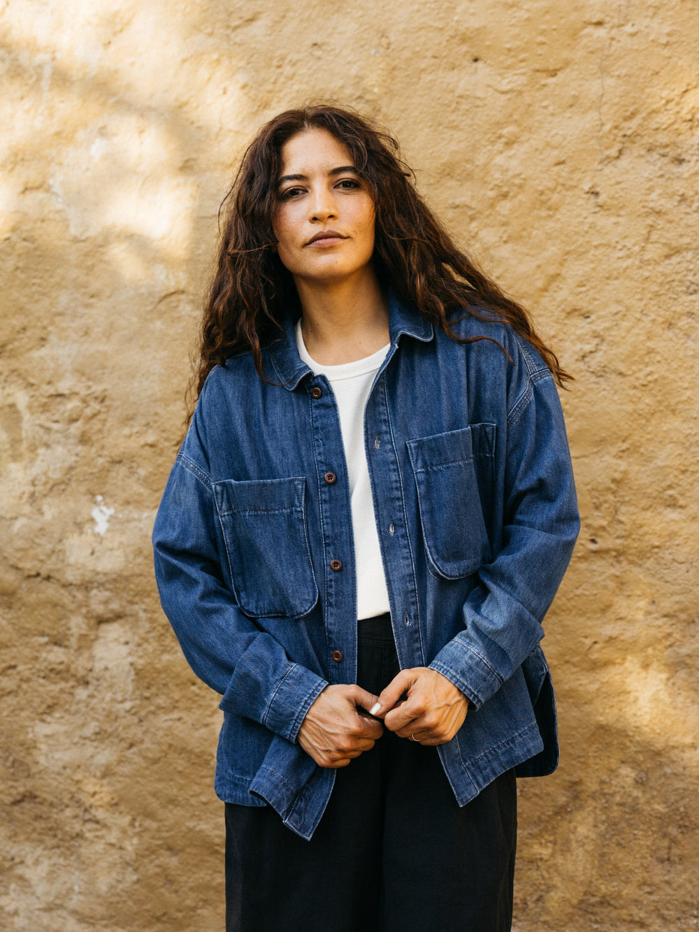 Women Organic Cotton Shirt in Denim - Gwavas