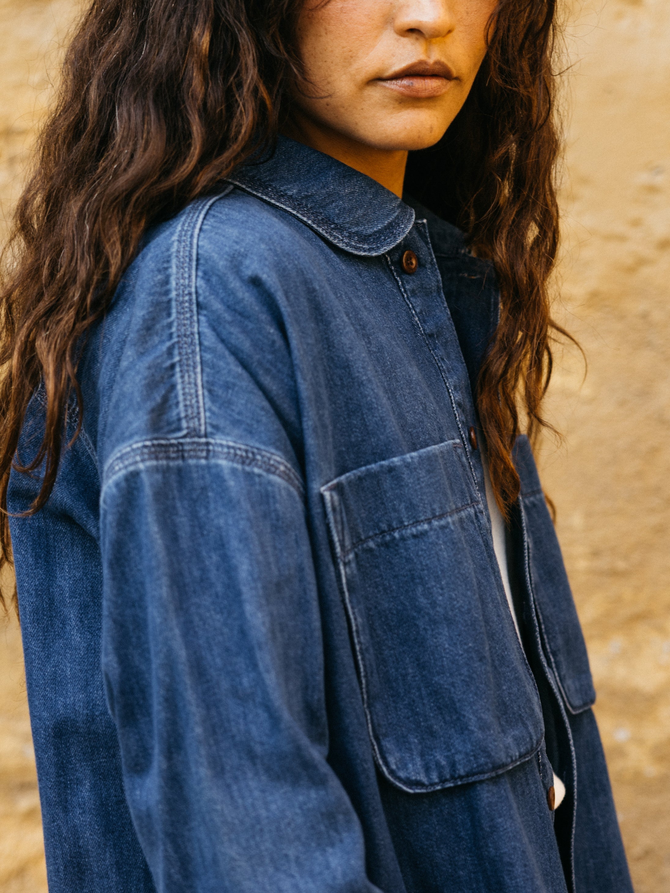 Women Organic Cotton Shirt in Denim - Gwavas
