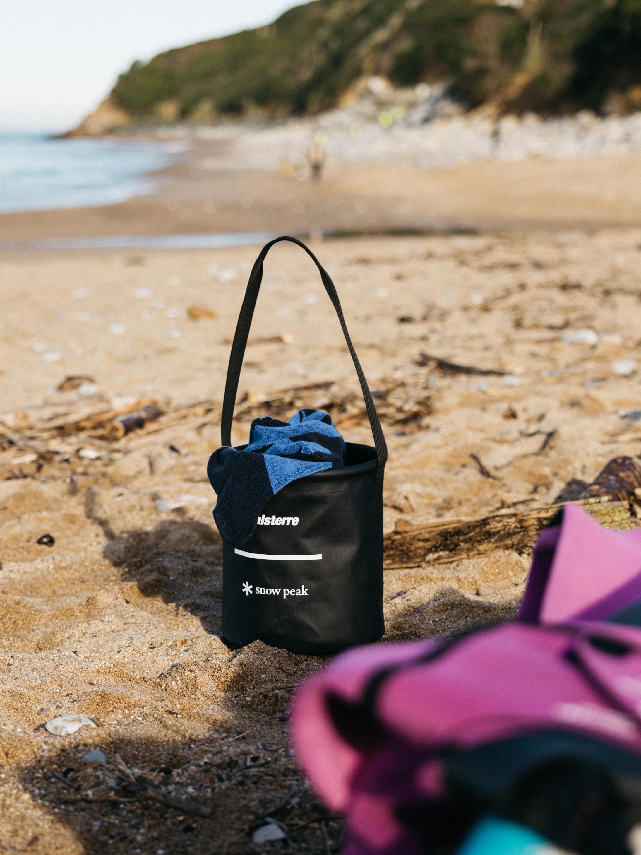 Men/Women Snow Peak + Finisterre Recycled Bucket 12L in Black - Drift