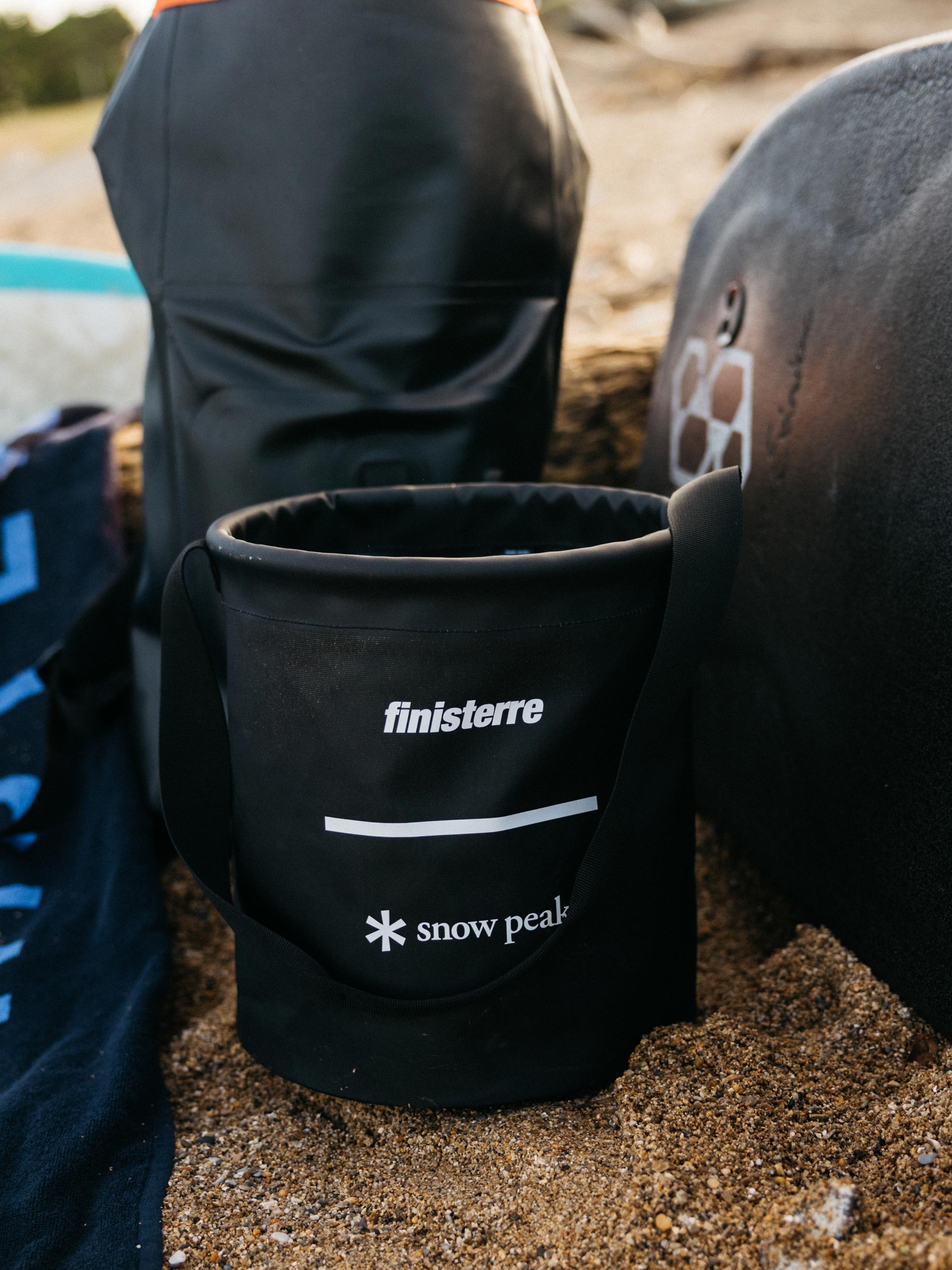 Men/Women Snow Peak + Finisterre Recycled Bucket 12L in Black - Drift