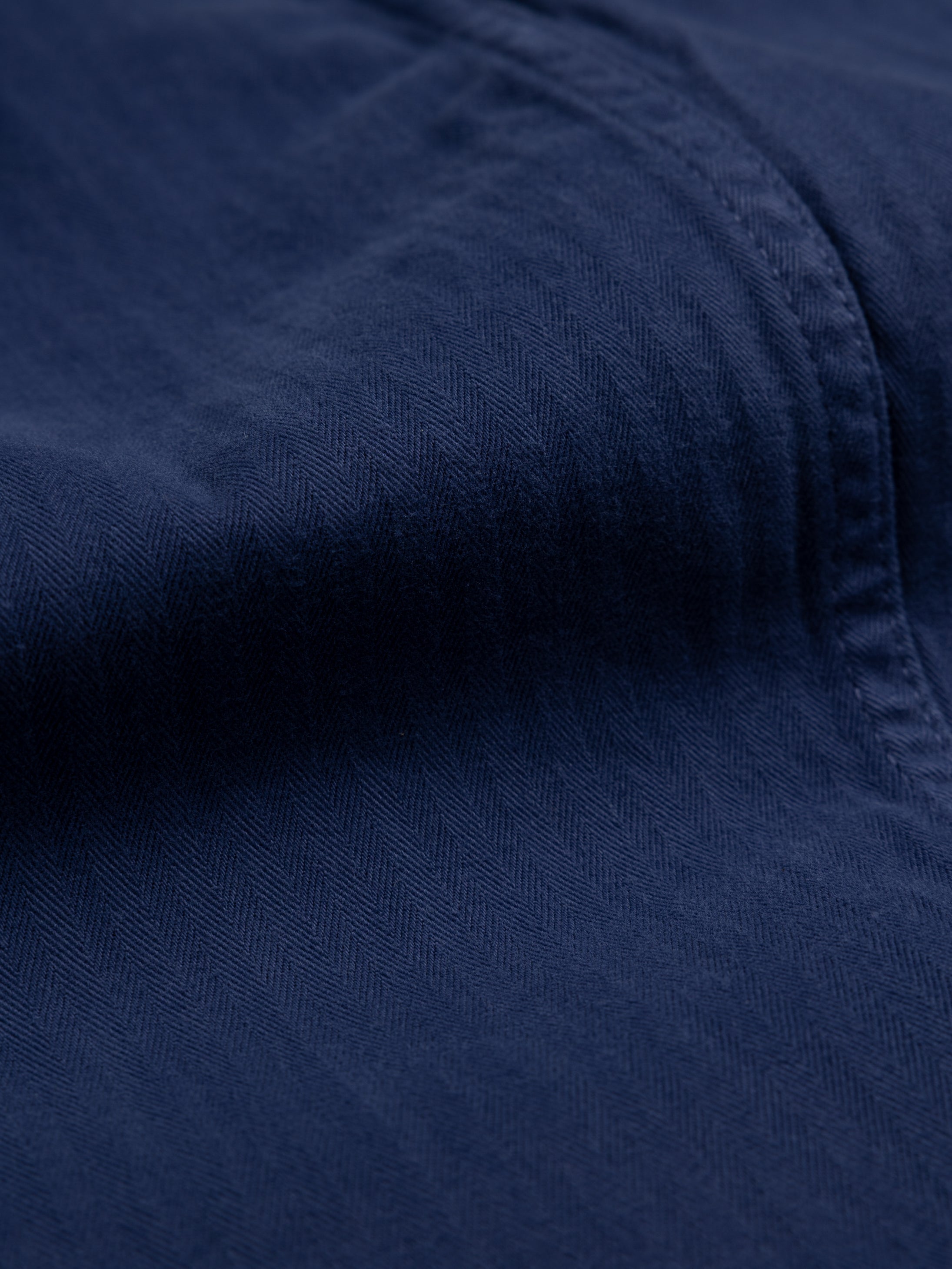 Women Organic Cotton Barrel Trouser in Navy - Croft