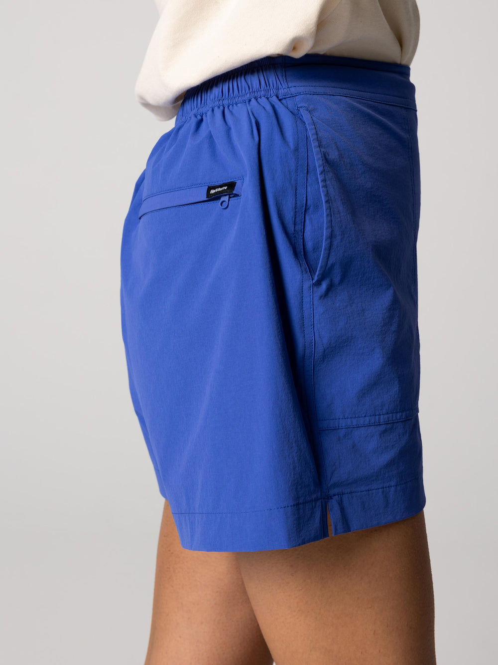 Women Recycled Hybrid Short in Lake - Walker