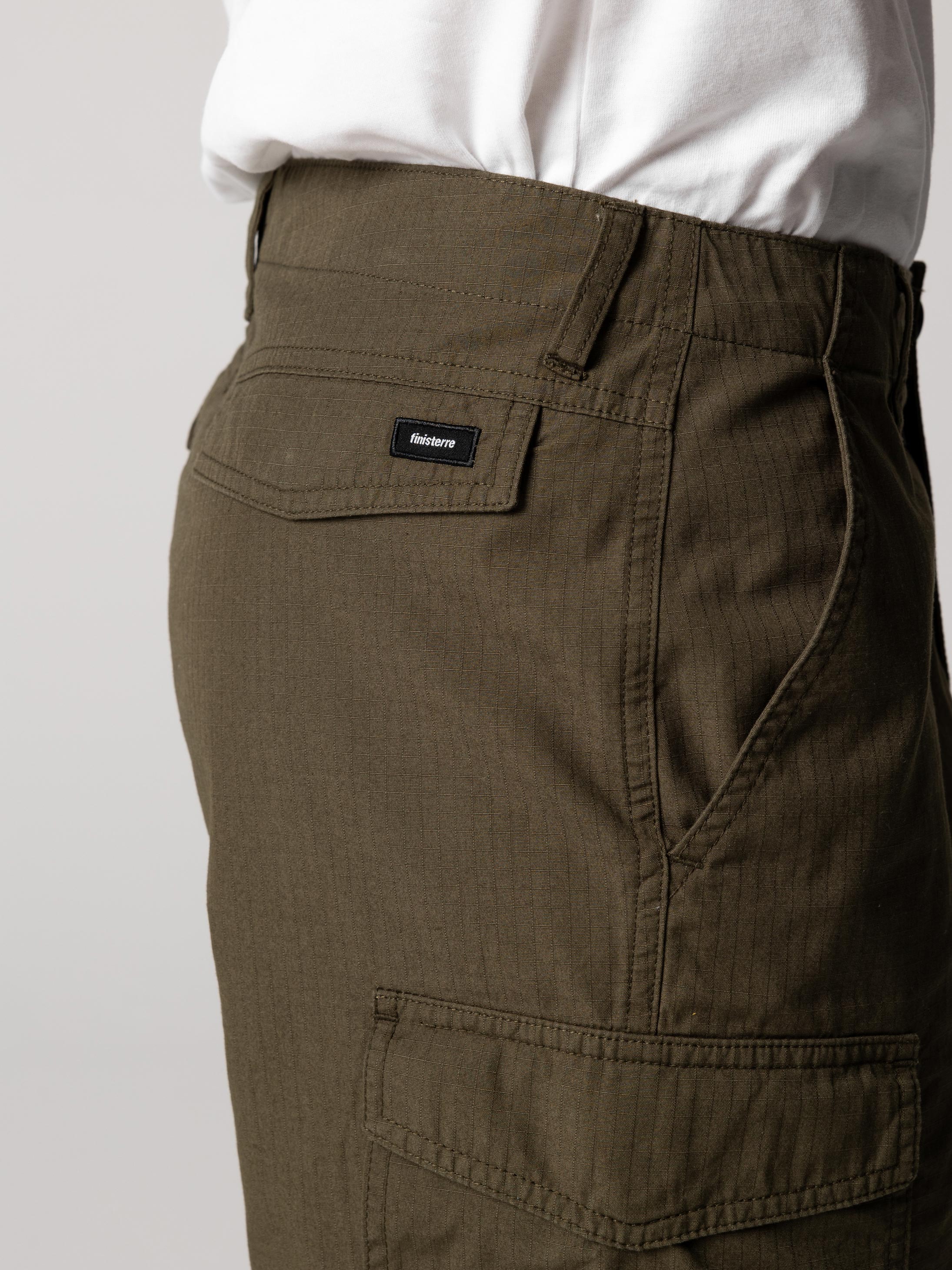 Men Organic Cotton Cargo Shorts in Olive - Clipper
