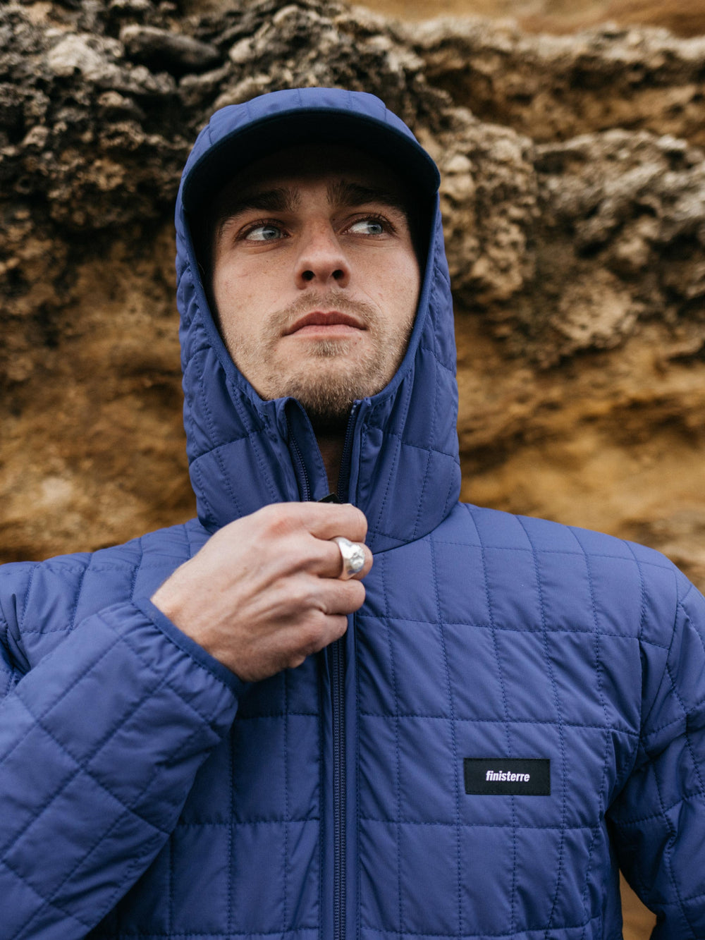 Men Insulated Hooded Jacket in Navy - Firecrest