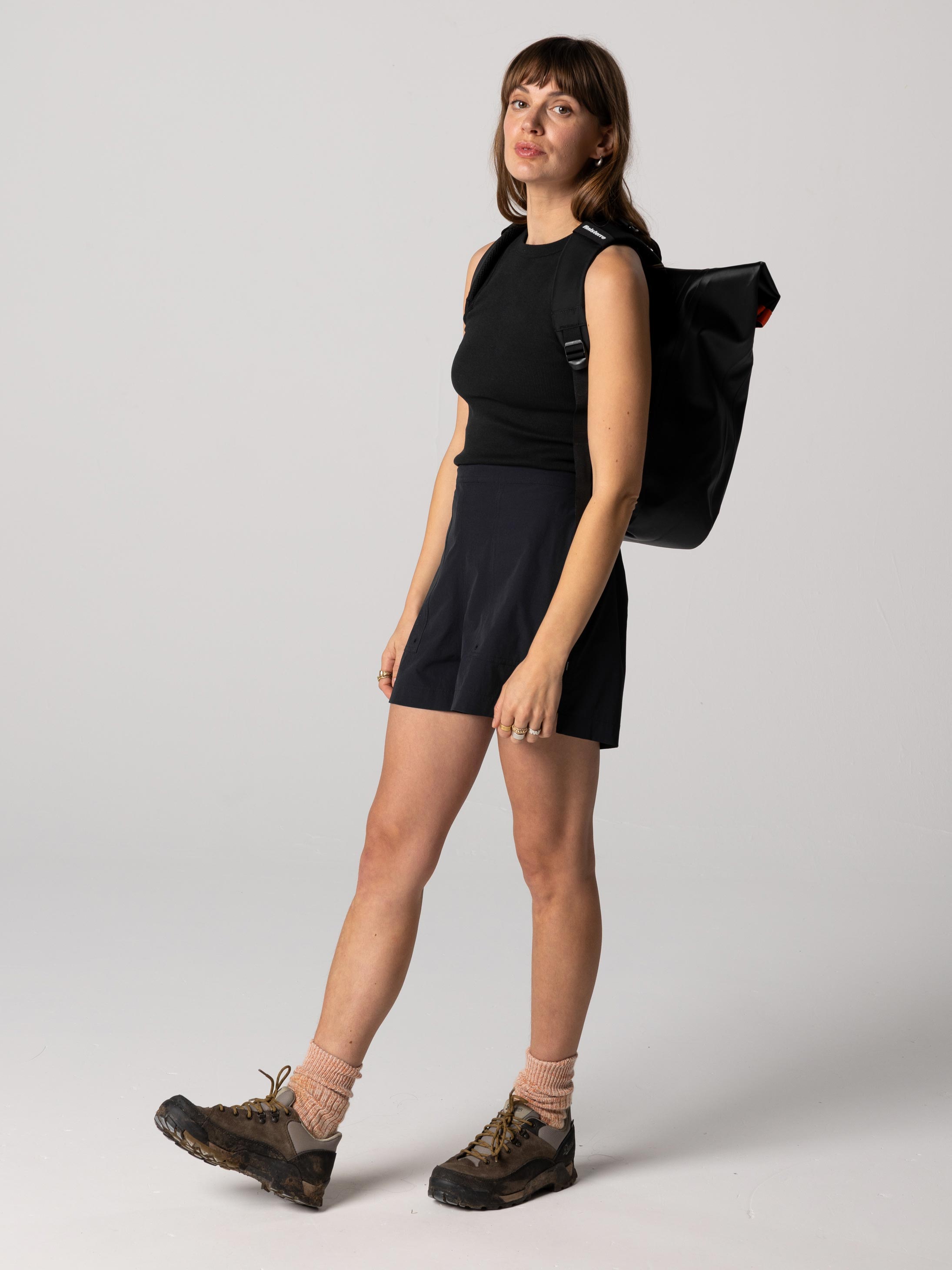 Women Recycled Hybrid Short in Black - Walker