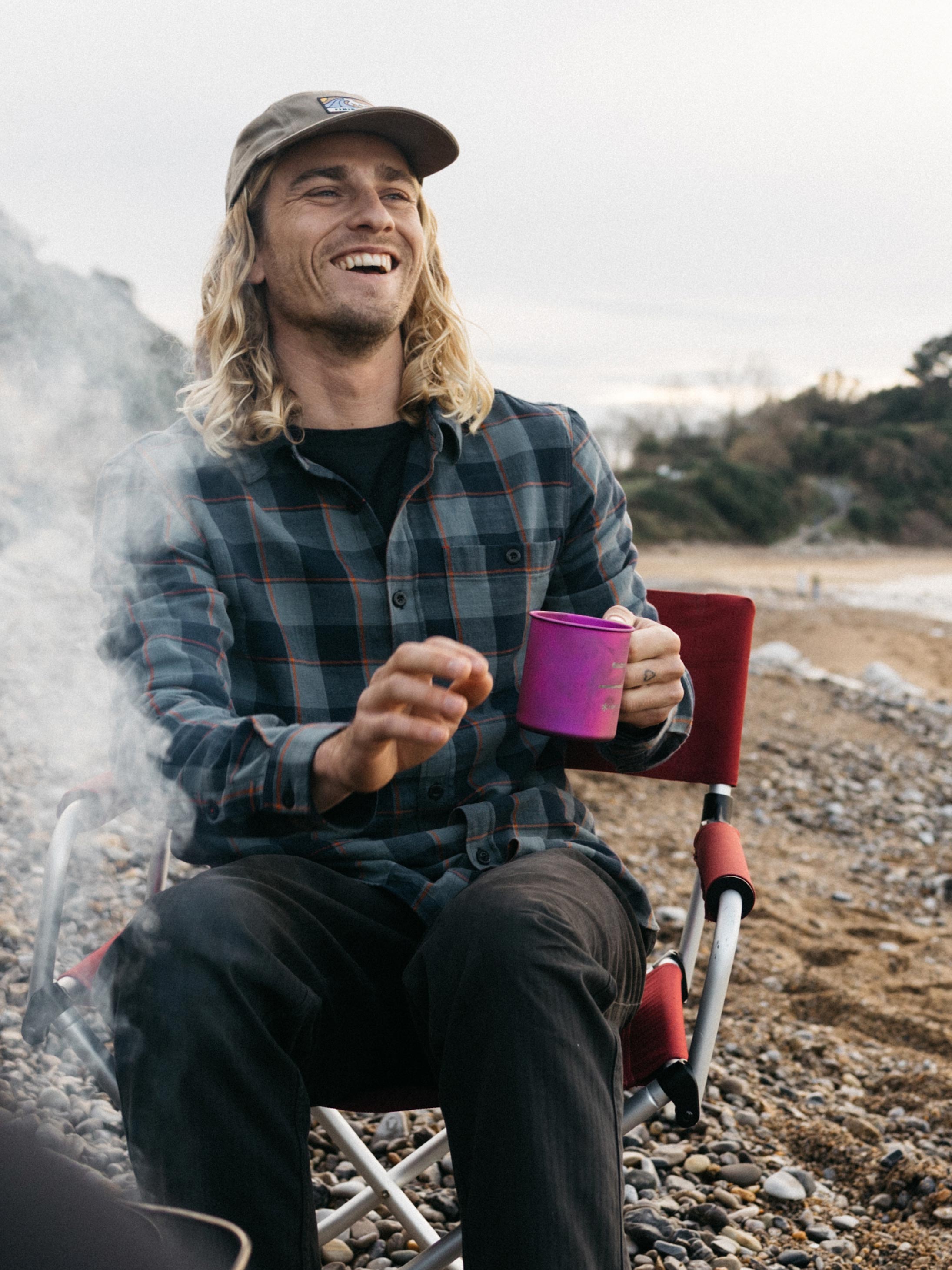 Men/Women Snow Peak + Finisterre Anodised Titanium Camp Cup in Anodised Pink