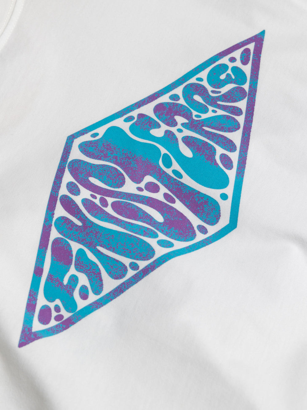 Men Organic Cotton T-Shirt in White - Diamond Spray