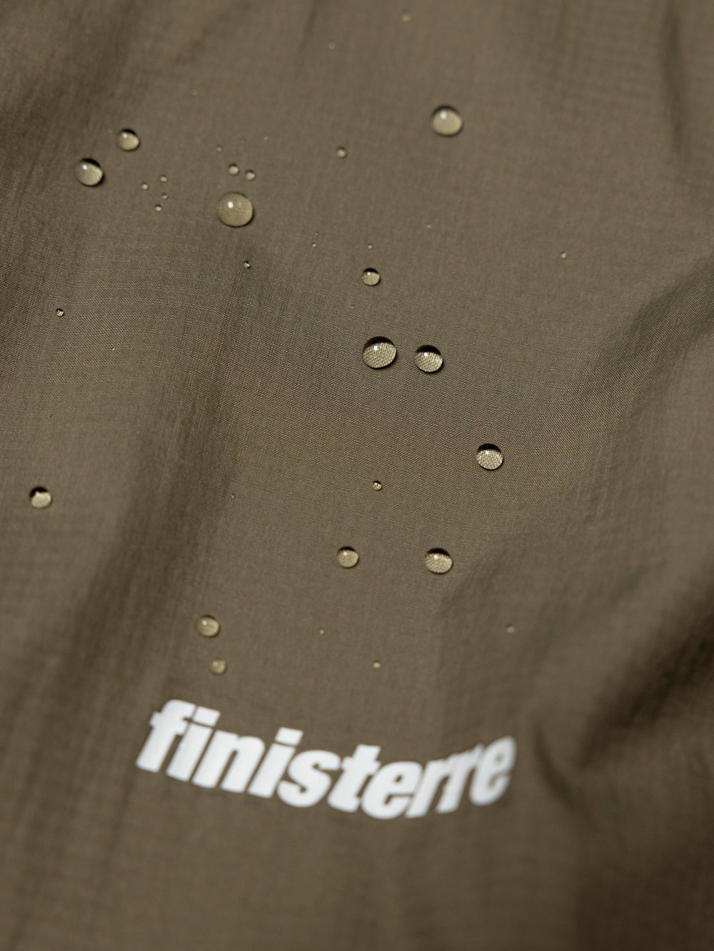 Men Recycled Windcheater Jacket in Olive - Forecast