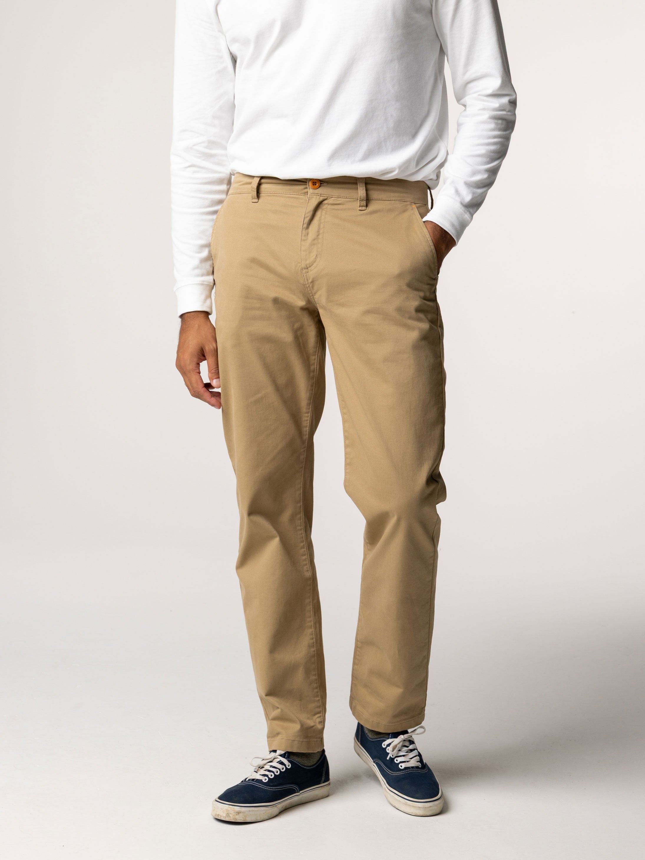 Men Organic Cotton Chino in Flint - Rincon