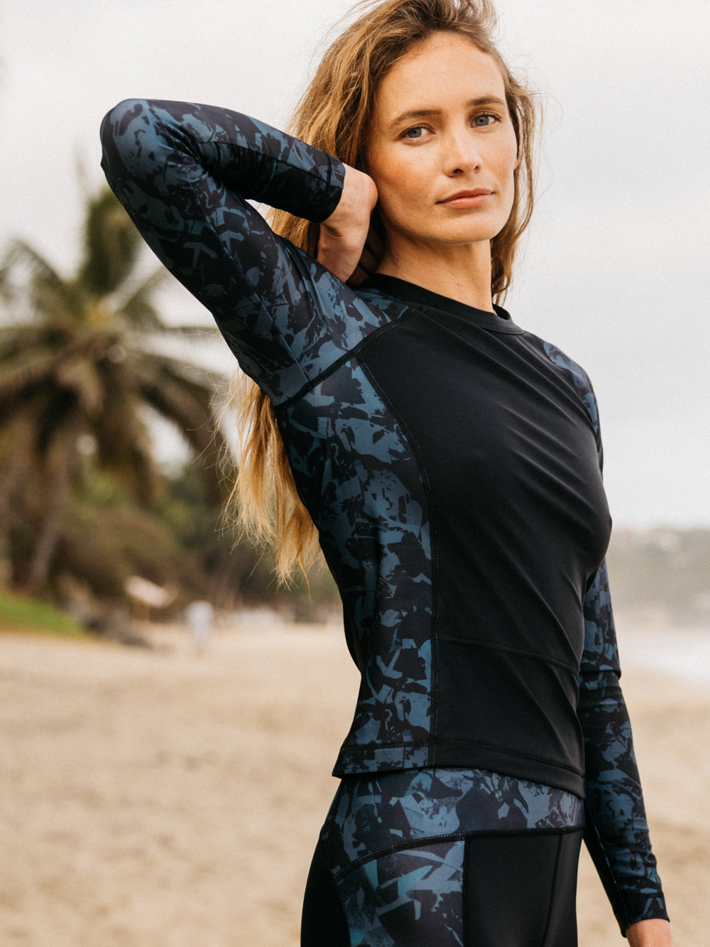 Women Aurora Long Sleeve Rash Vest (Fresh Tonal Print)