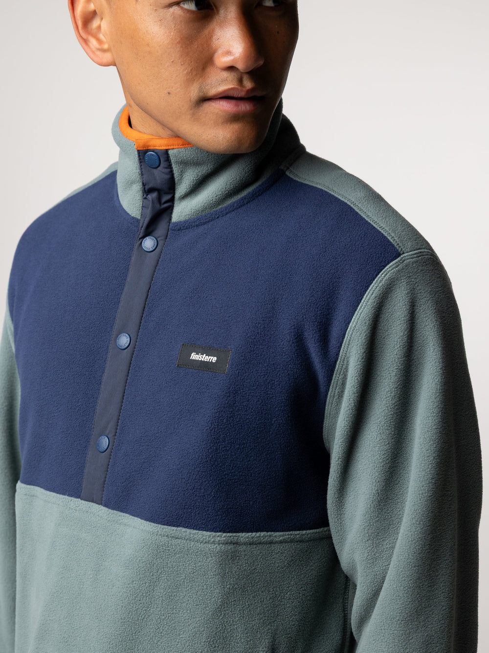Men Recycled 1/4 Fleece in Deep Sea/Blue - Axiom