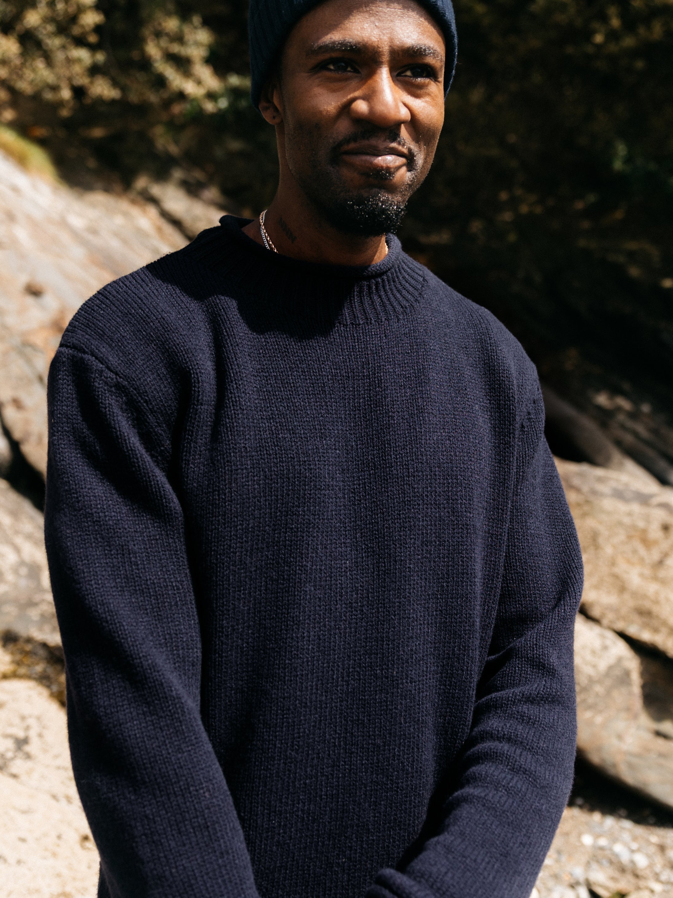 Men Wool Taran Jumper in Navy