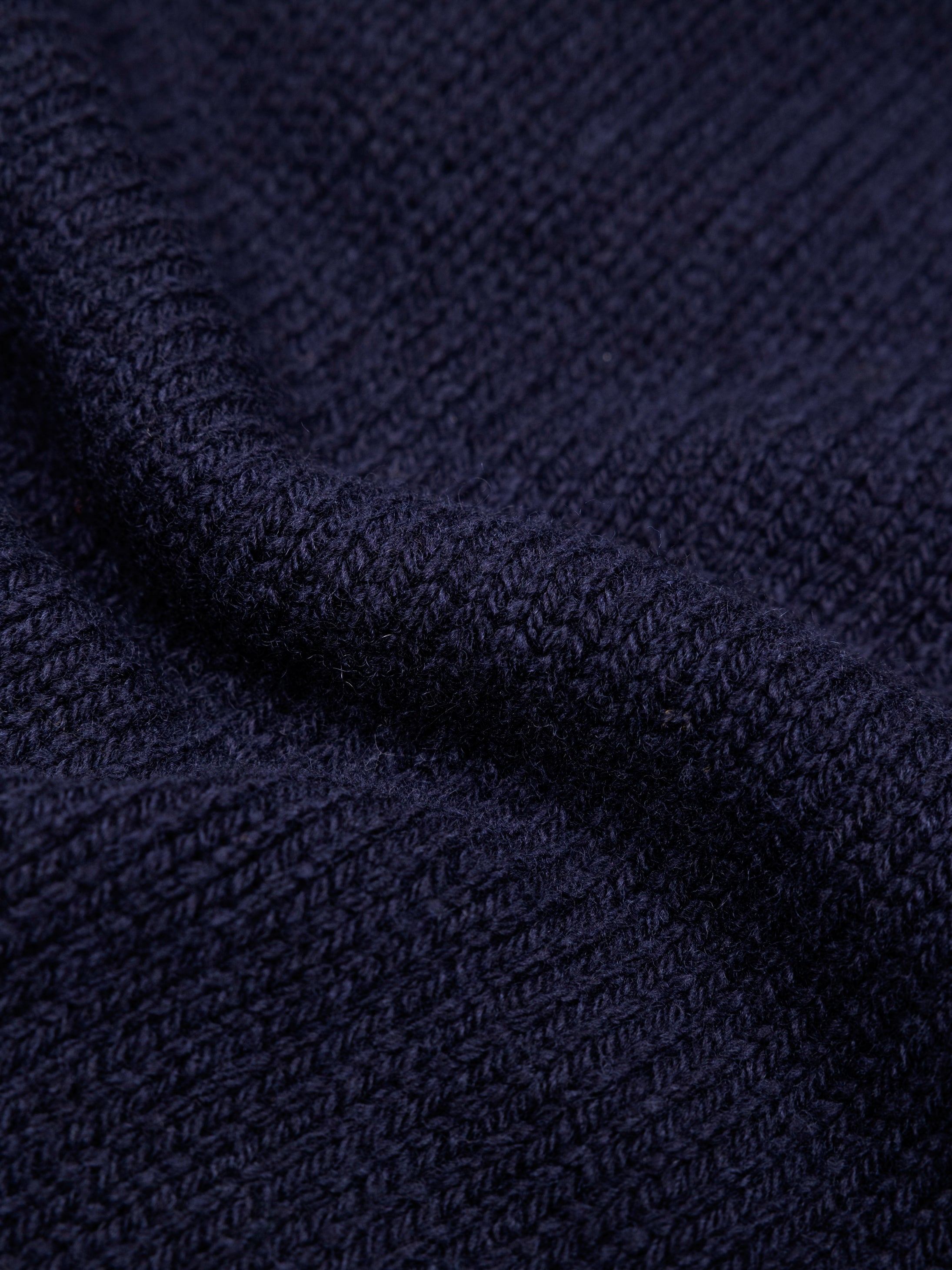 Men Wool Taran Jumper in Navy