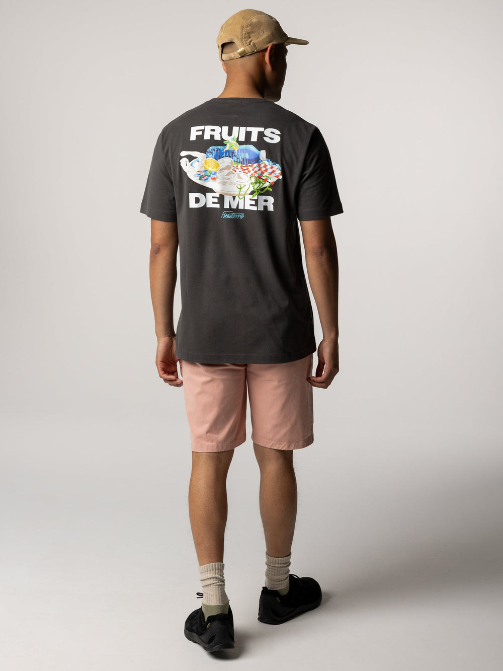 Men Organic Cotton T-Shirt in Raven - Fruits De Mer