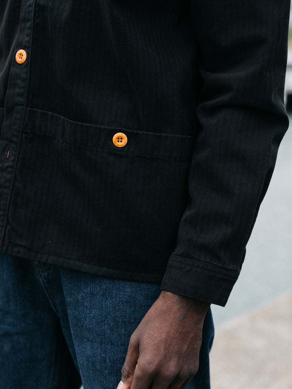 Men Organic Cotton Shirt in Black - Tonkin