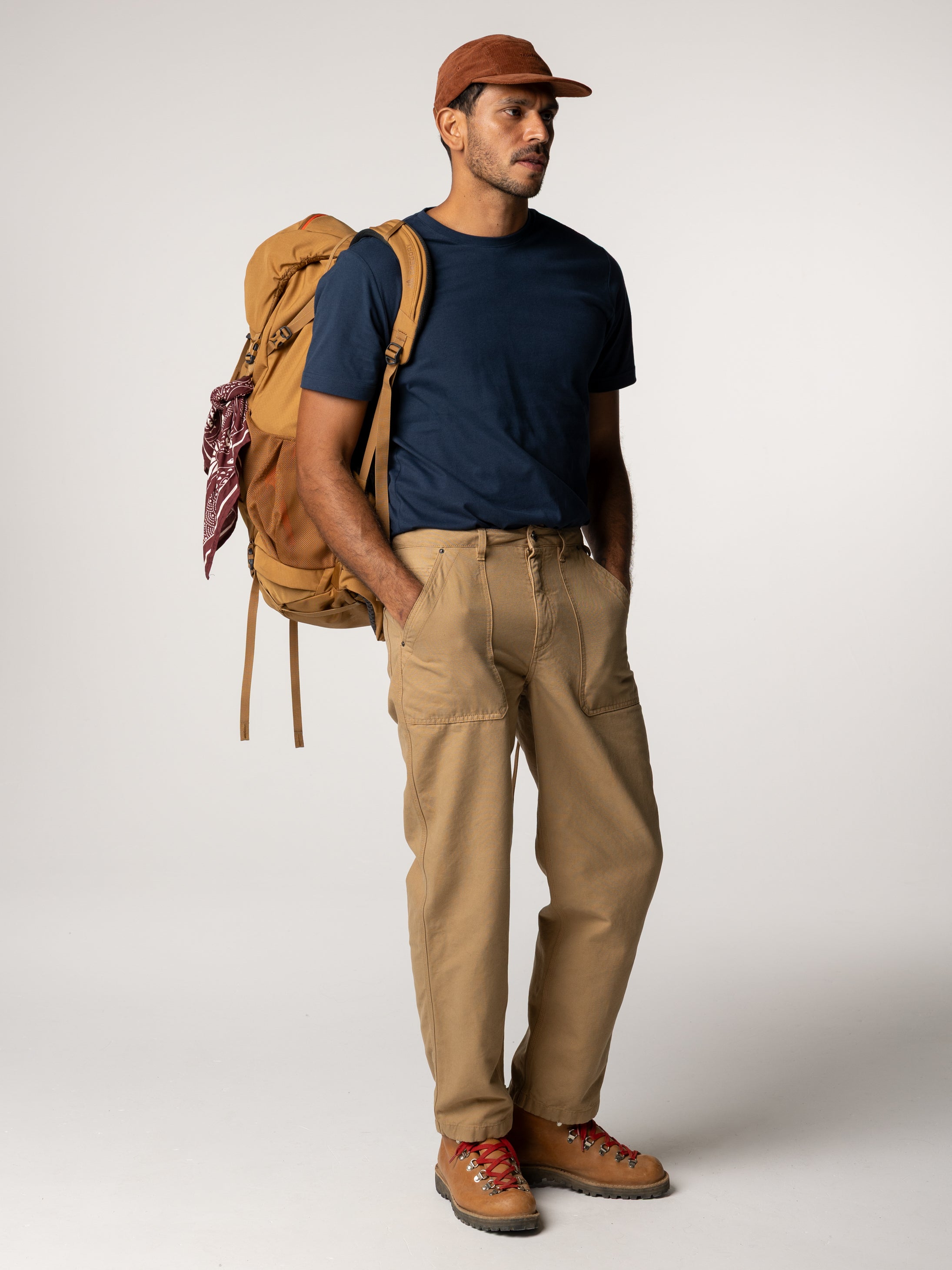 Men Organic Cotton Basset Utility Trouser in Flint