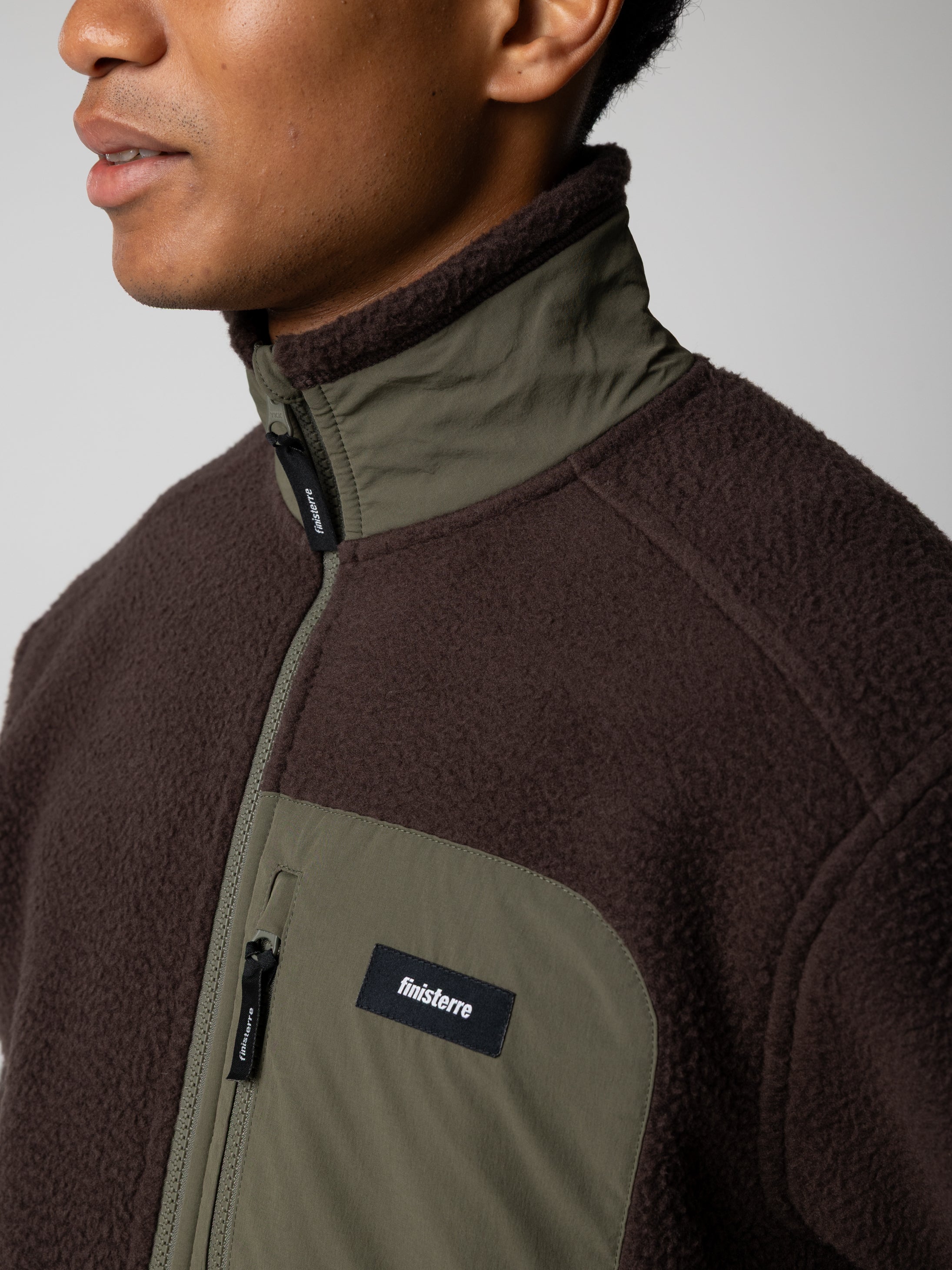 Men Recycled Fleece Jacket in Brown/Olive - Bolster