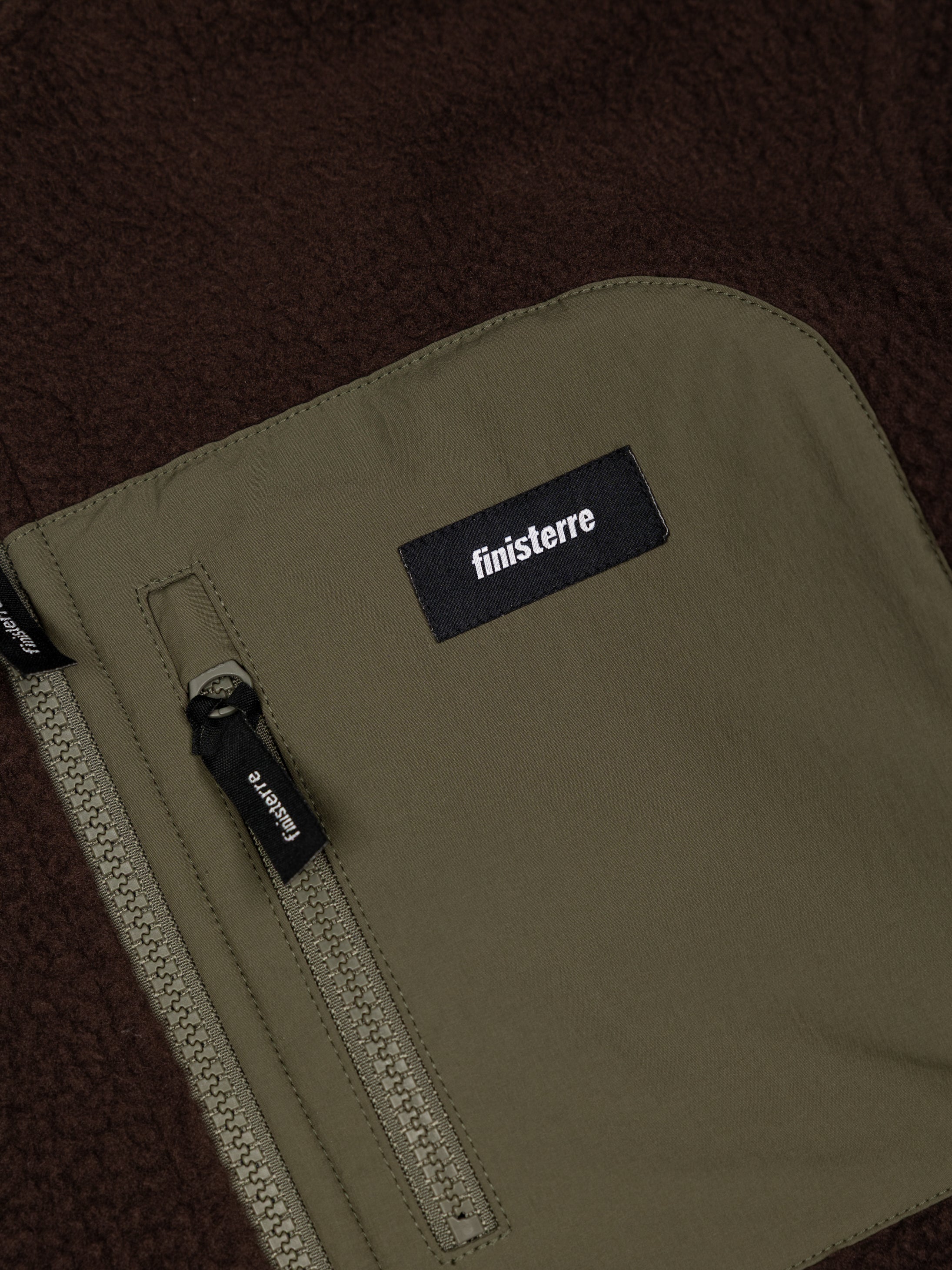 Men Recycled Fleece Jacket in Brown/Olive - Bolster