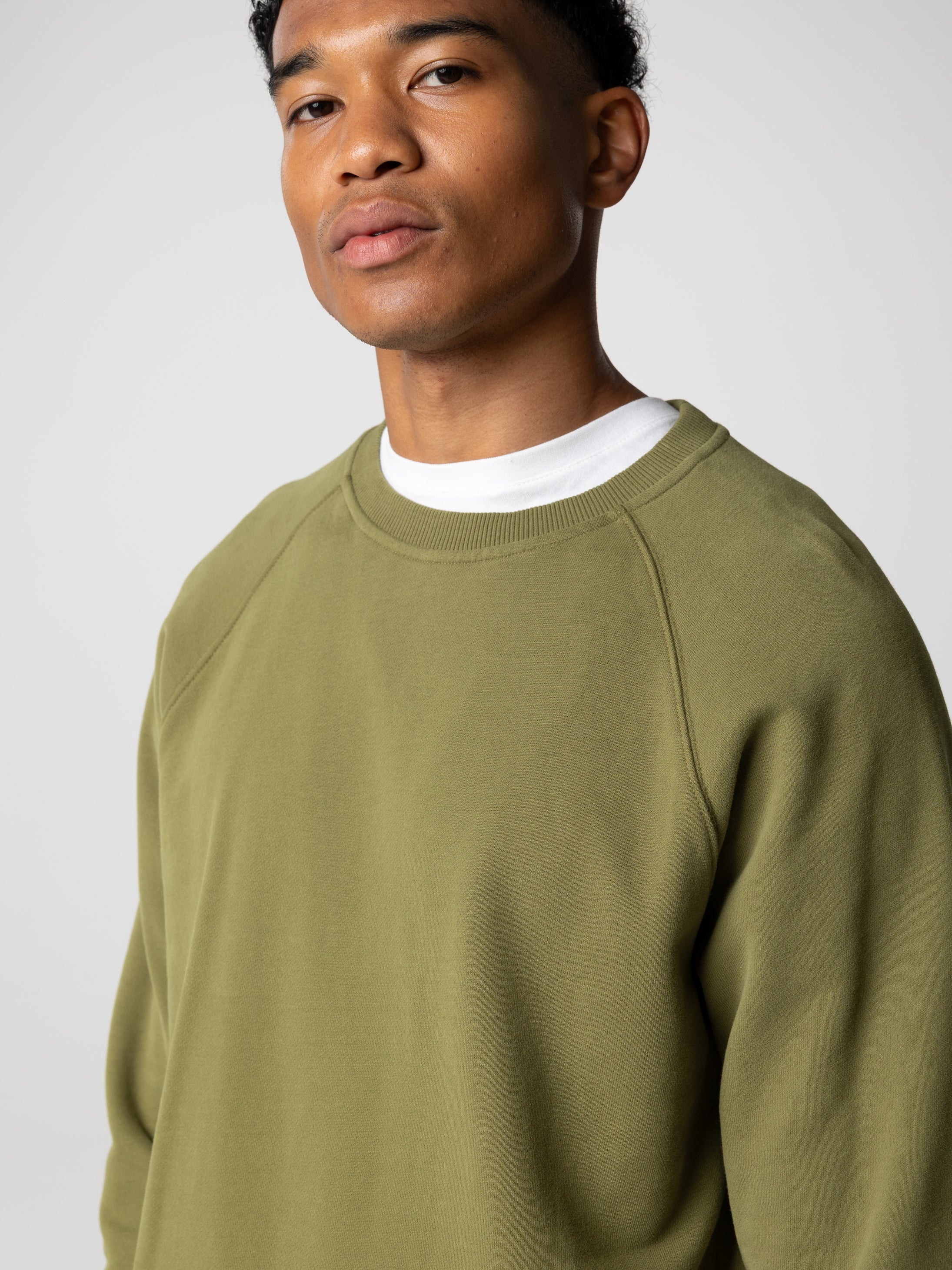 Men Organic Cotton Sweatshirt in Seagrass - Coho