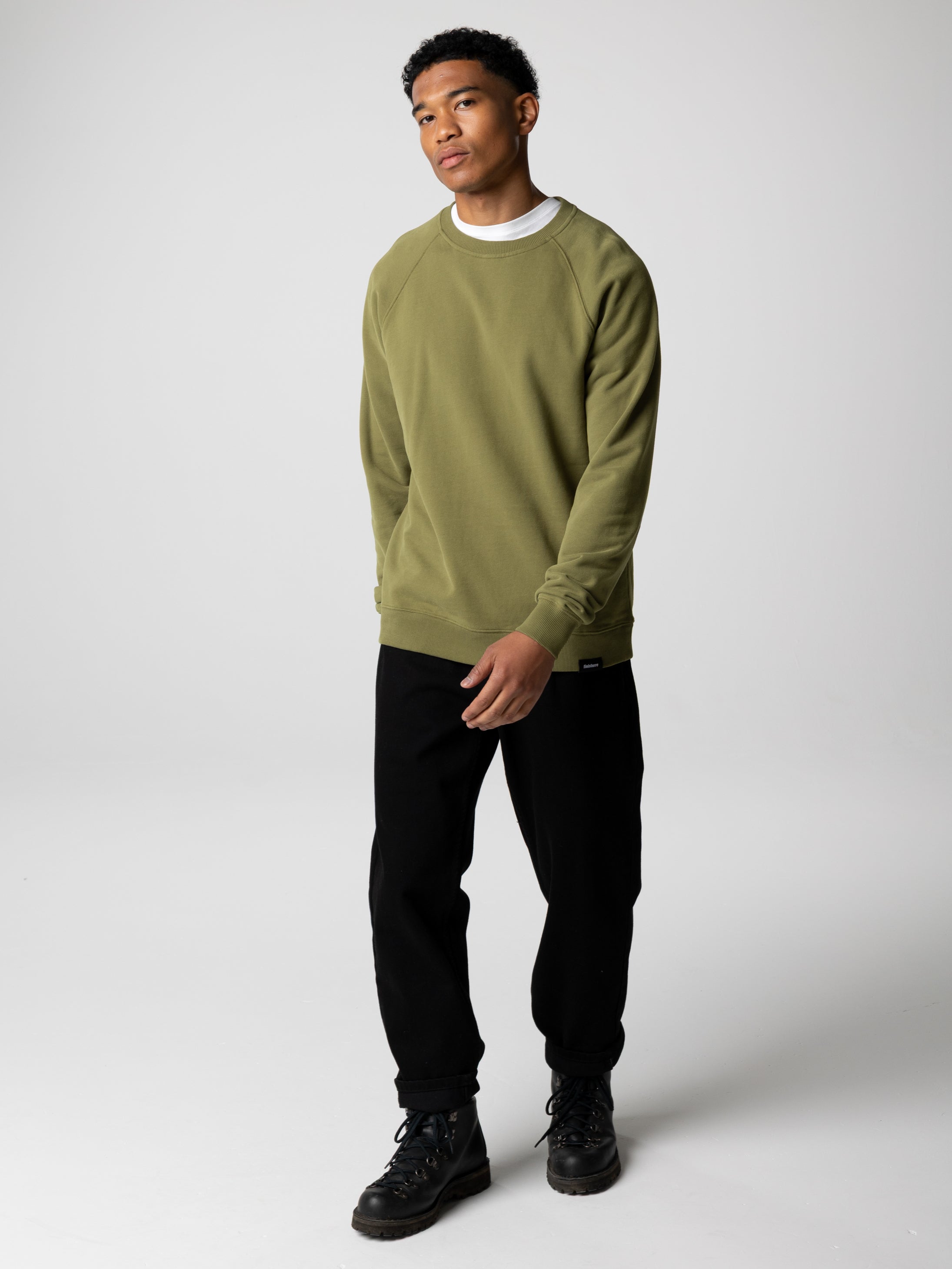 Men Organic Cotton Sweatshirt in Seagrass - Coho