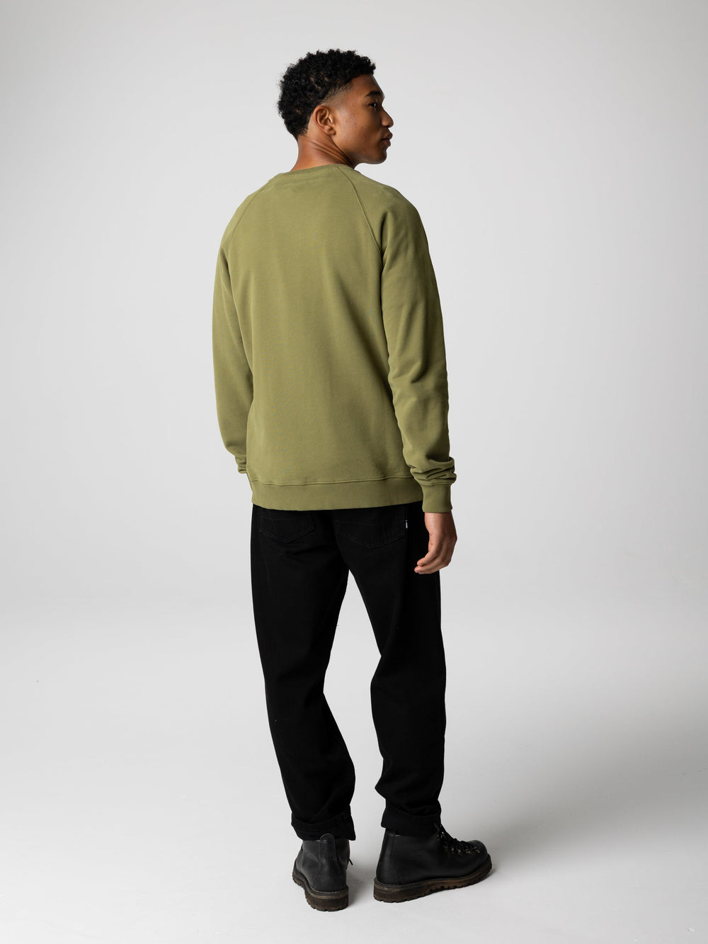 Men Organic Cotton Sweatshirt in Seagrass - Coho
