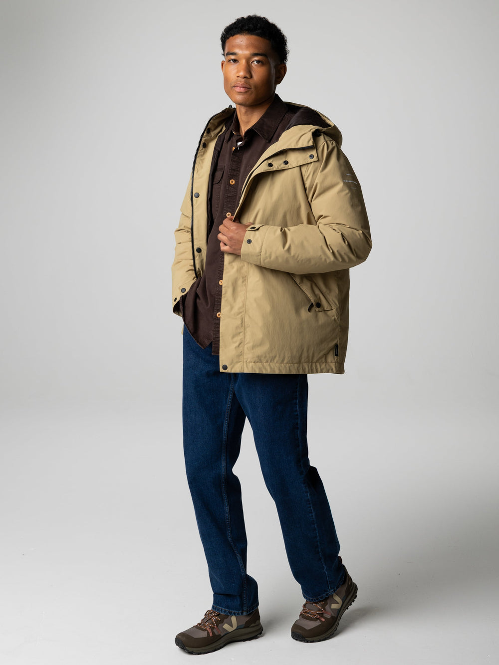 Men Recycled Waterproof Jacket in Flint