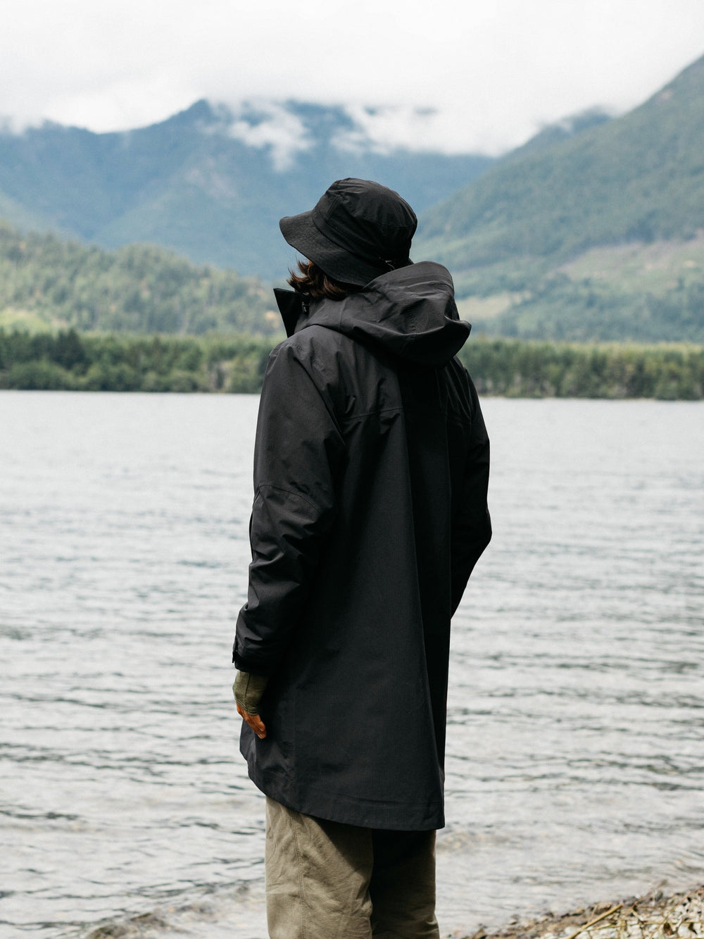 Men Recycled Longline Waterproof in Black
