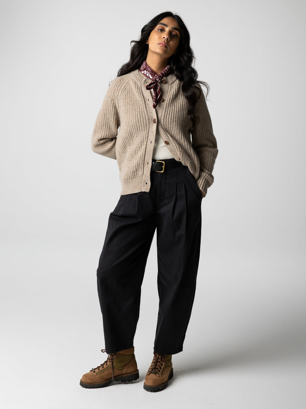 Women Wool Crew Neck Cardigan in Oatmeal - Mora