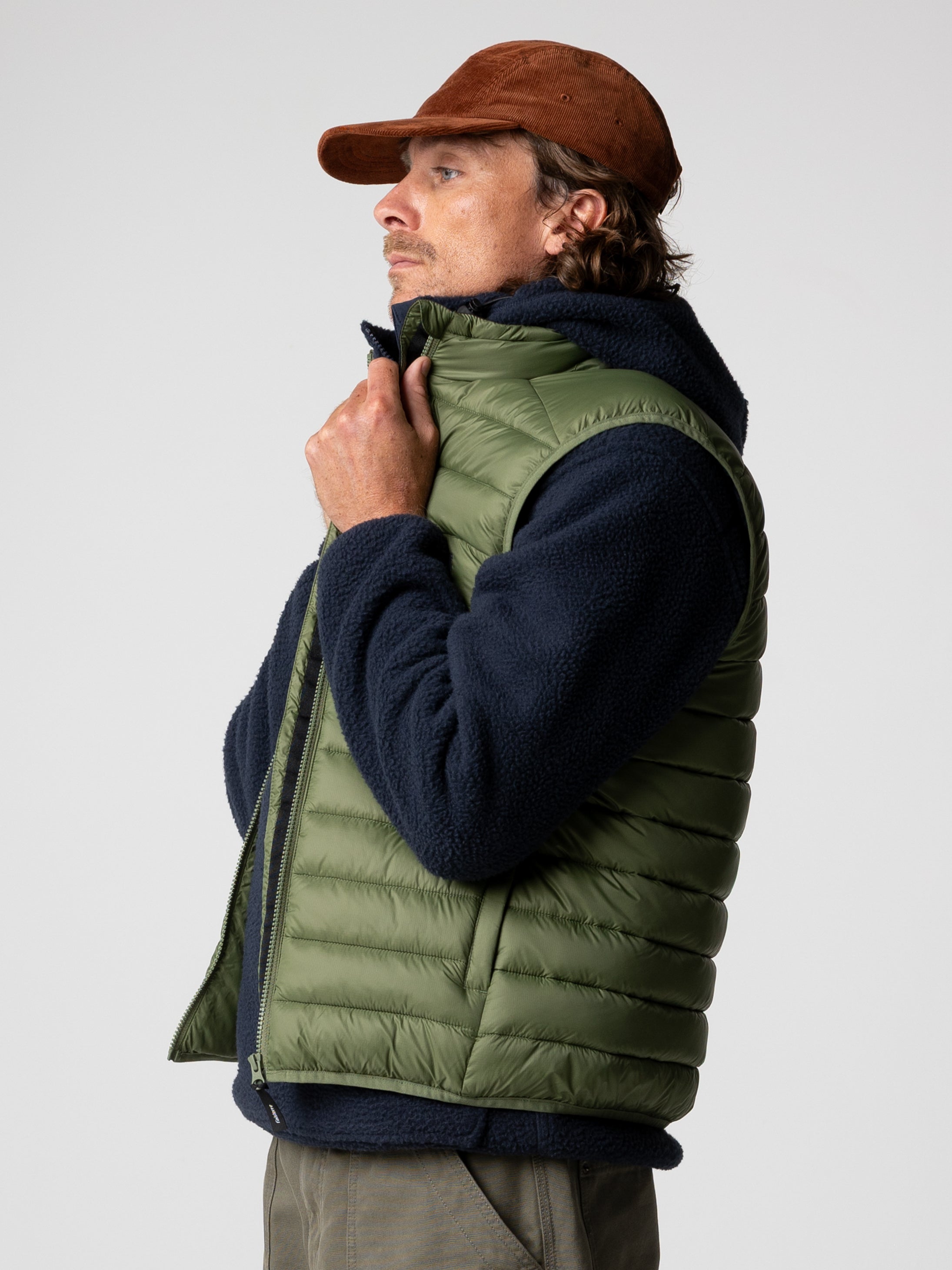 Men Recycled Gilet in Seagrass - Nimbus