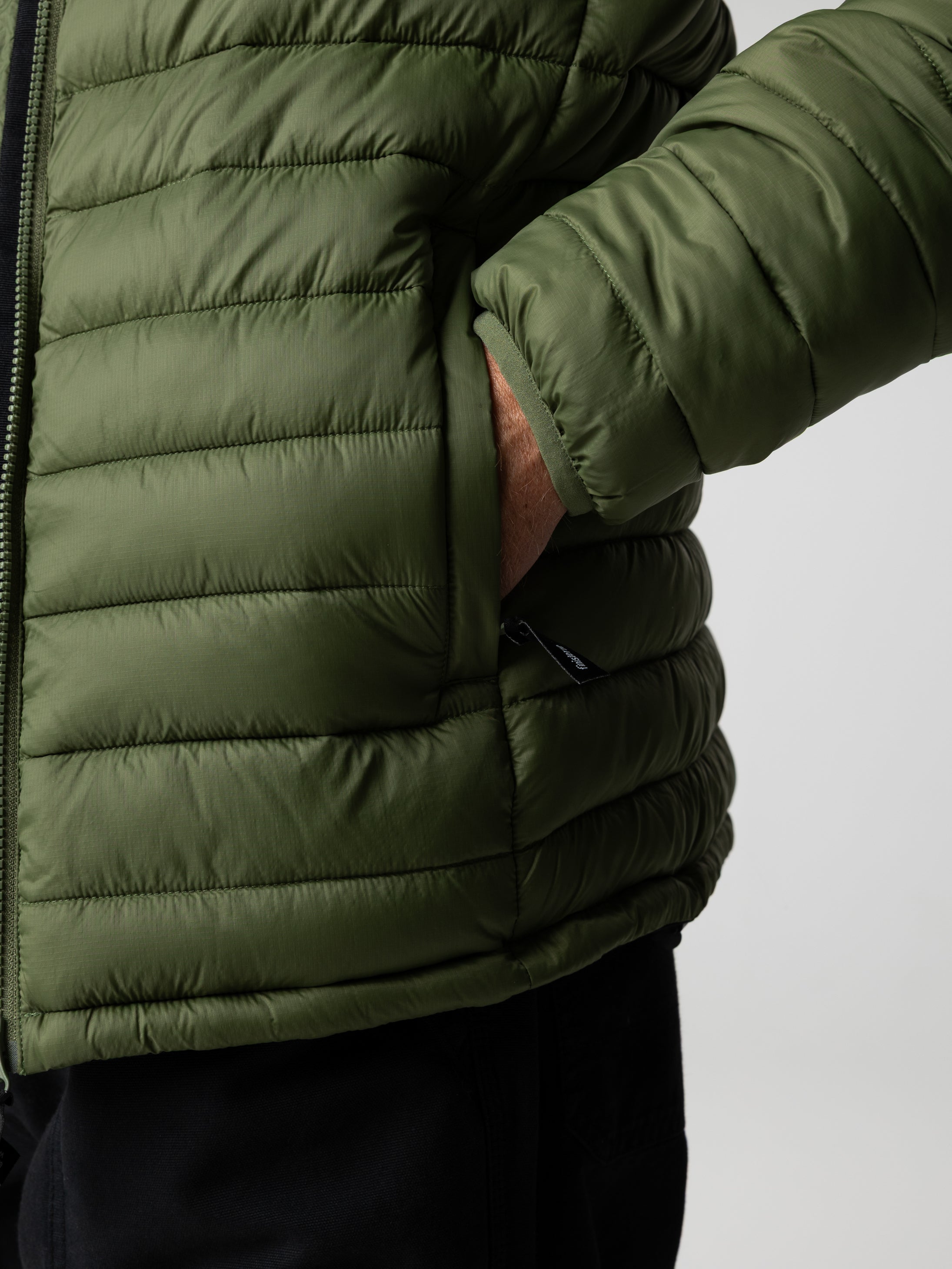 Men Recycled Hooded Jacket in Seagrass - Nimbus