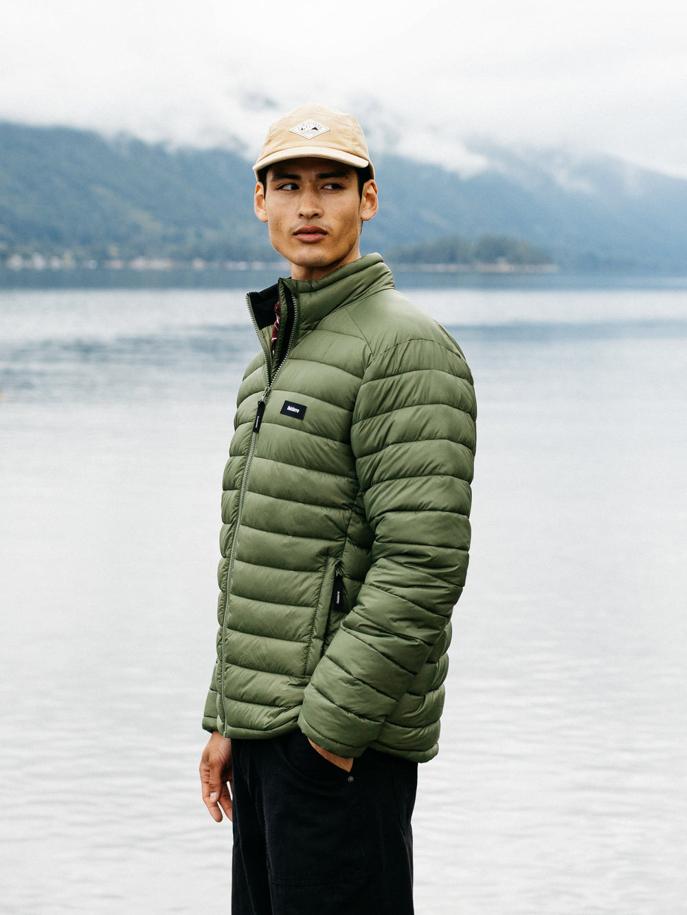 Men Recycled Jacket in Seagrass - Nimbus