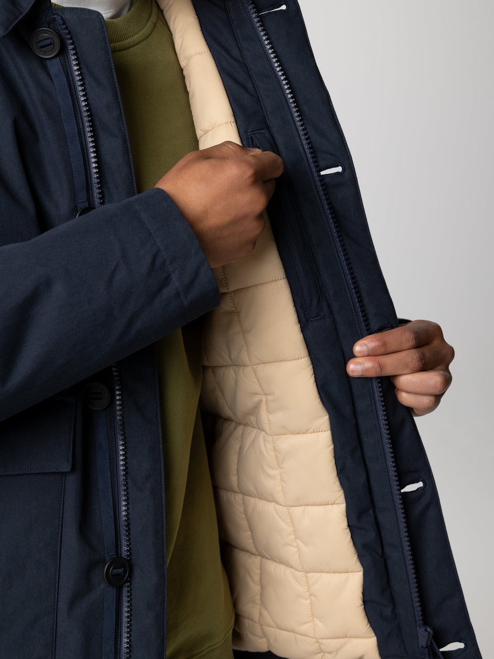 Men Recycled Insulated Jacket in Navy - Shipyard