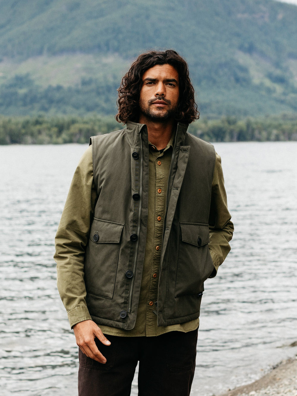 Men Recycled Insulated Gilet in Green - Shipyard