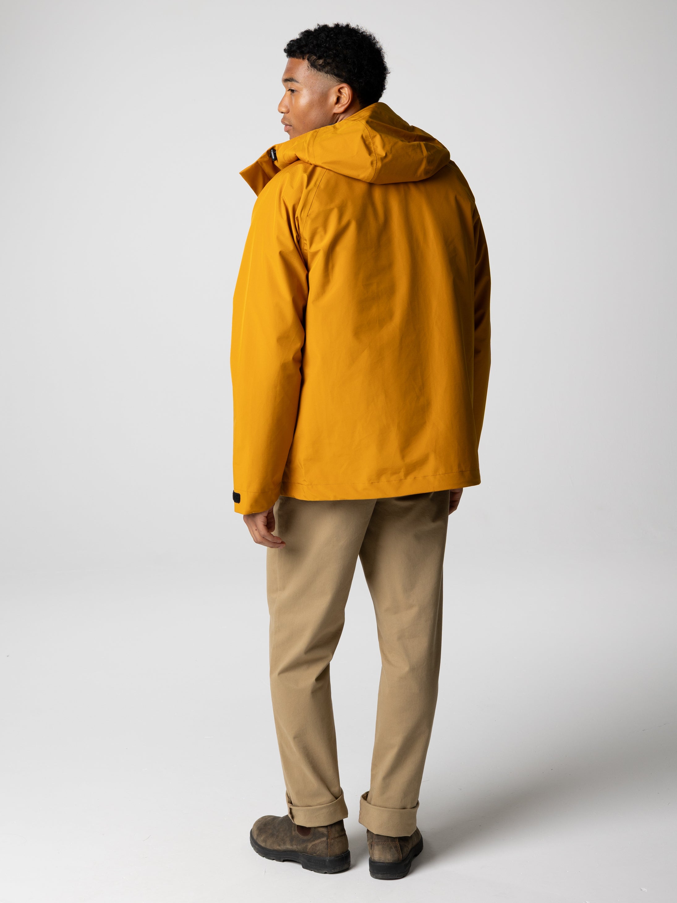 Men Recycled Waterproof Jacket in Buckwheat - Skybird