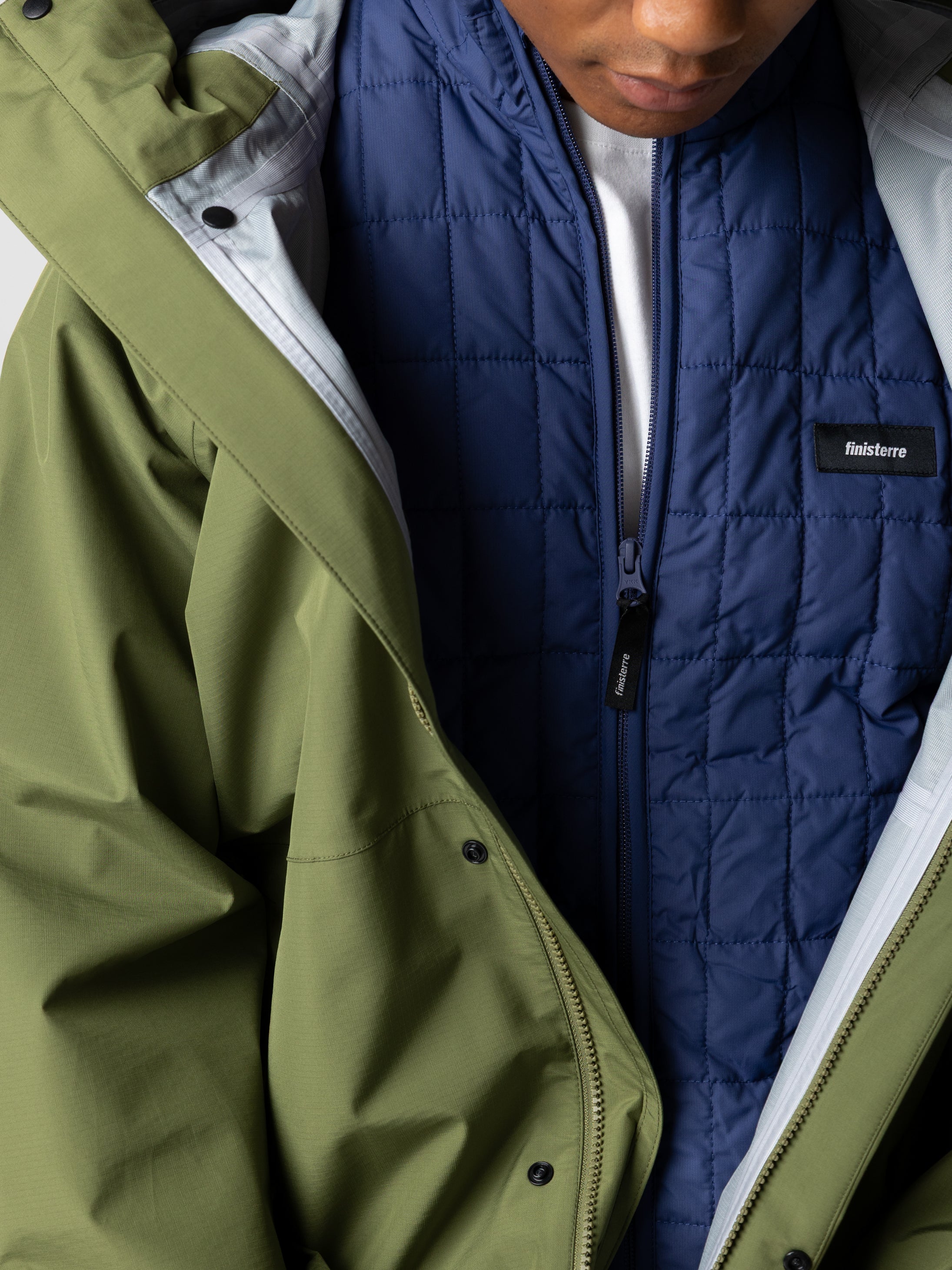 Men Recycled Waterproof Jacket in Seagrass - Skybird