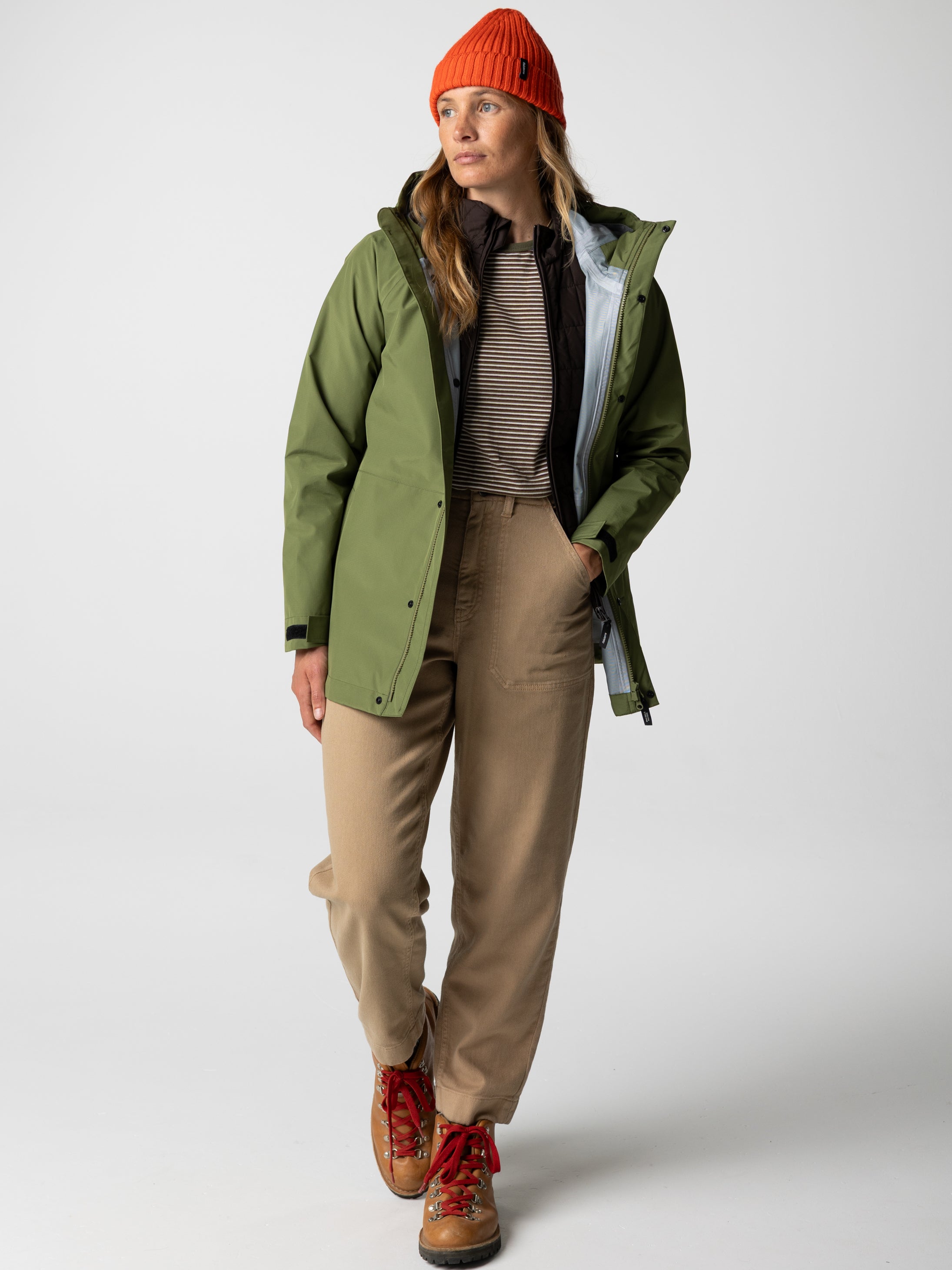 Women Recycled Waterproof Jacket in Seagrass - Skybird