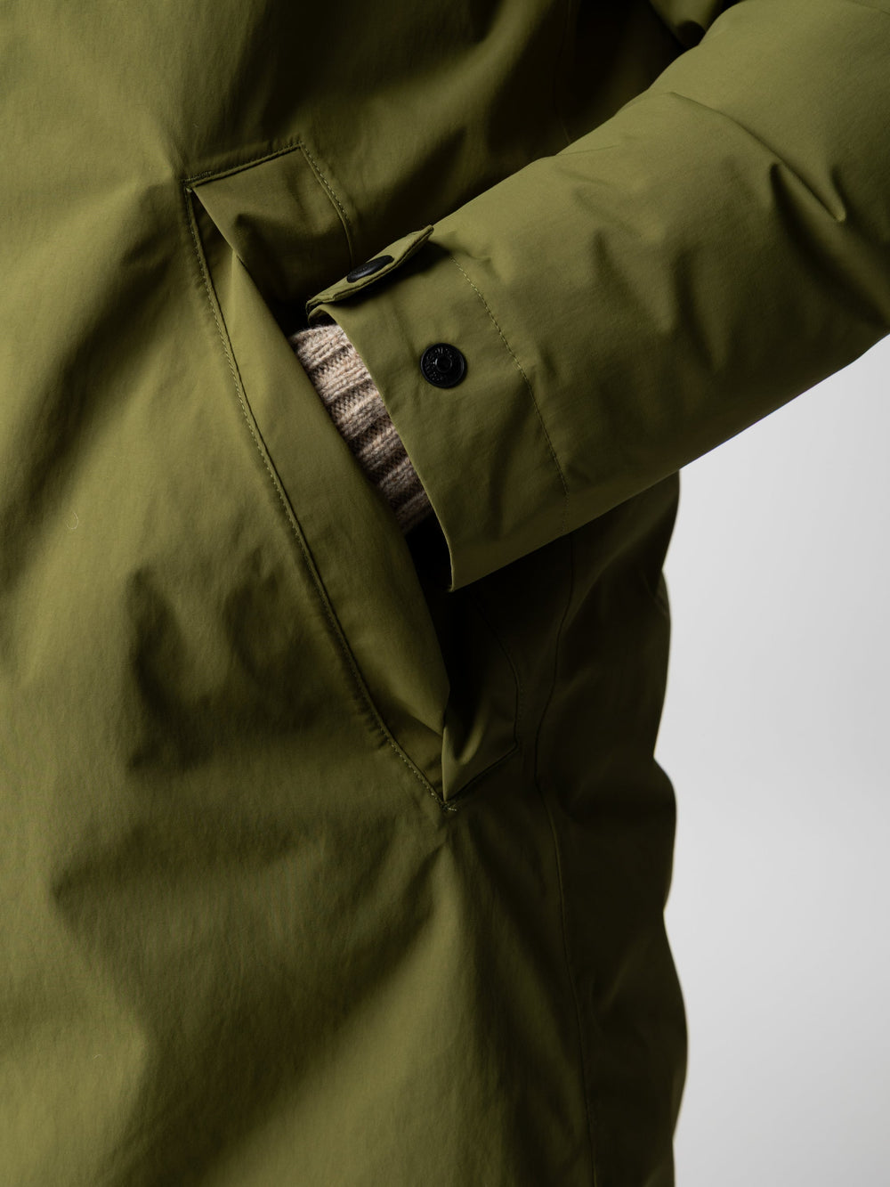 Women Recycled Waterproof Parka in Green - Skye