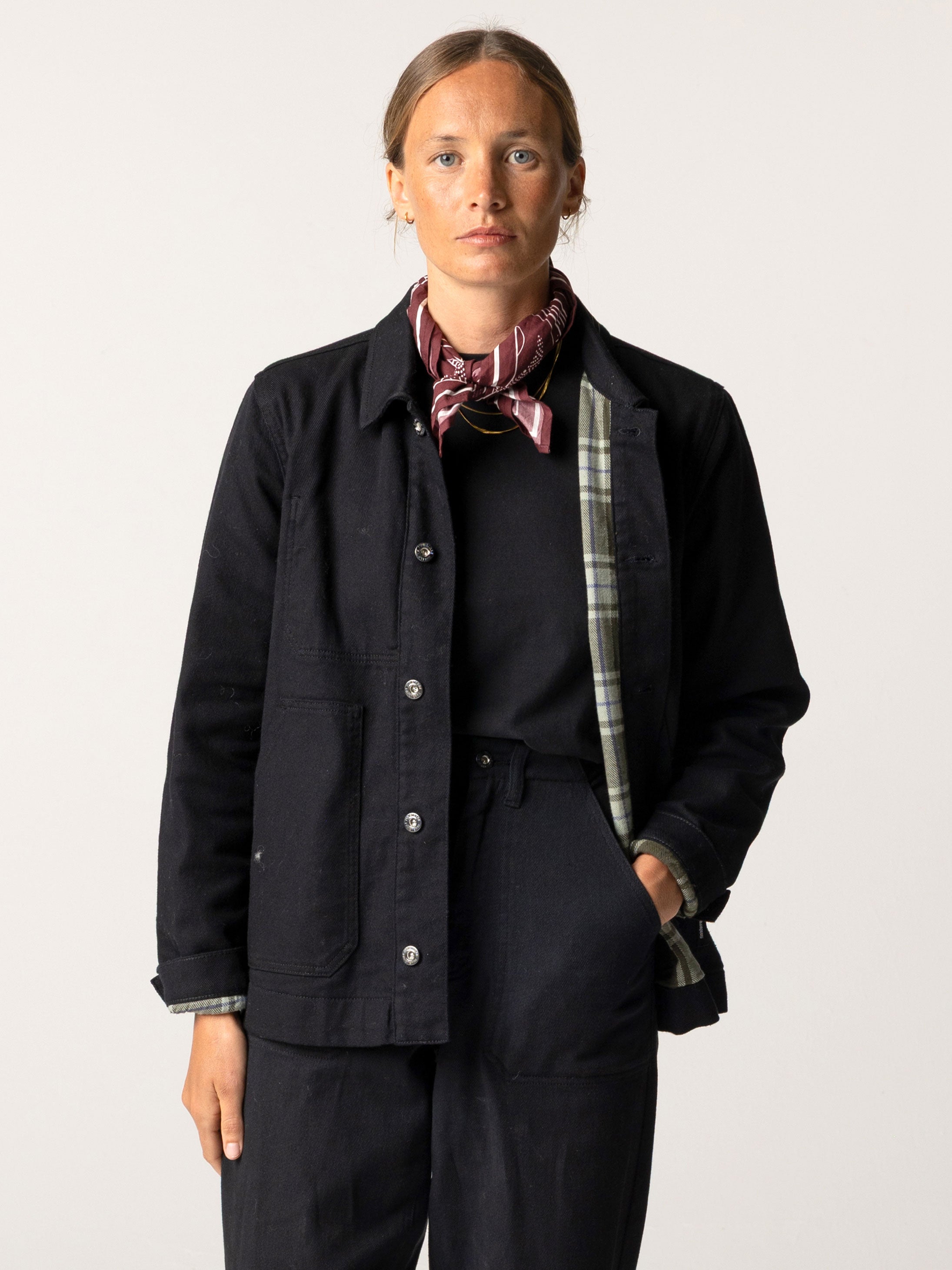 Women Organic Cotton Flannel Lined Chore Jacket in Black - Yarrel