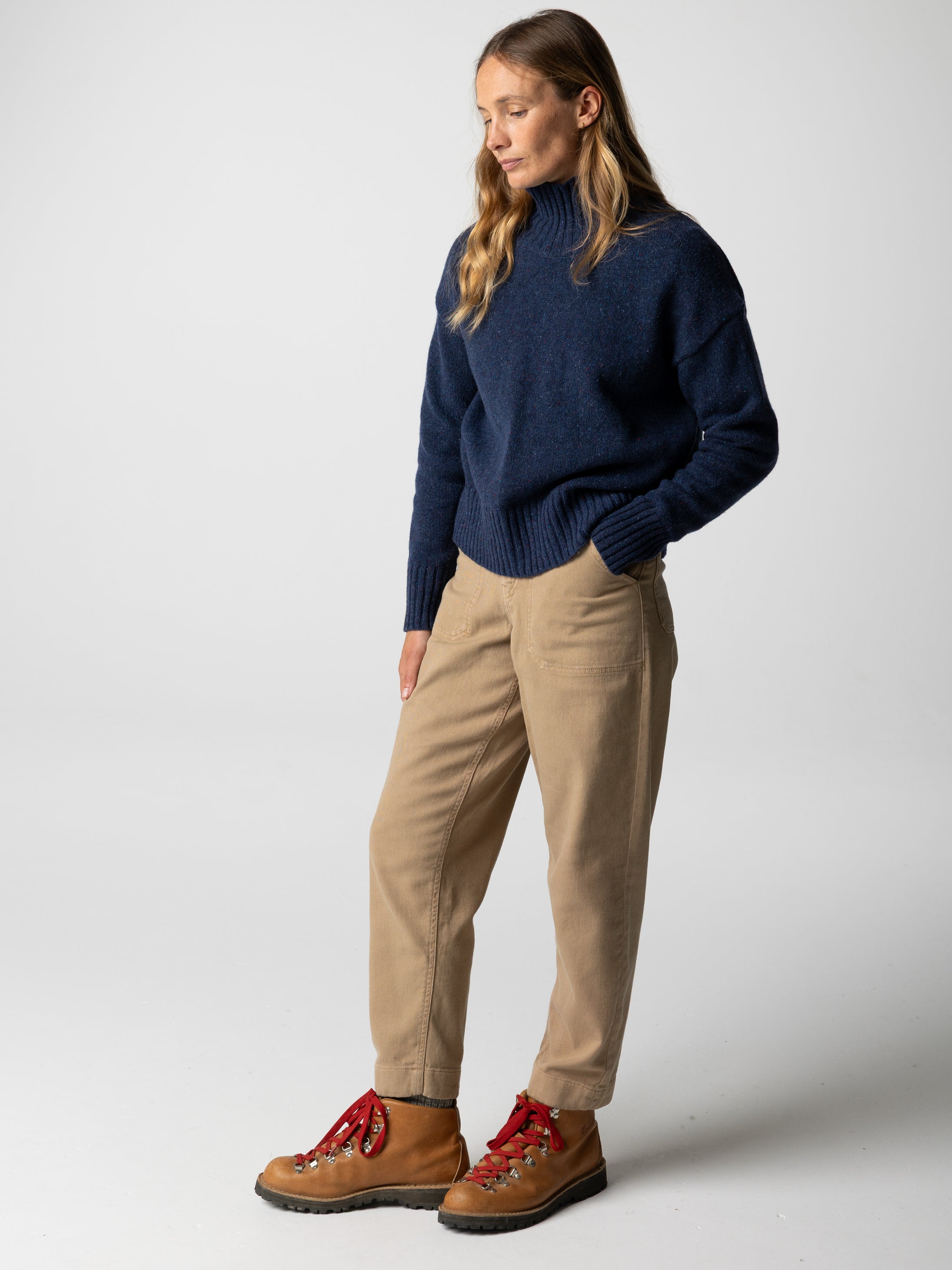 Women Organic Cotton Trouser in Flint - Yarrel