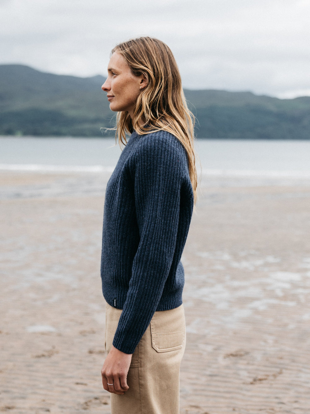Women Fisherman Wool Knit Jumper in Navy - Mora